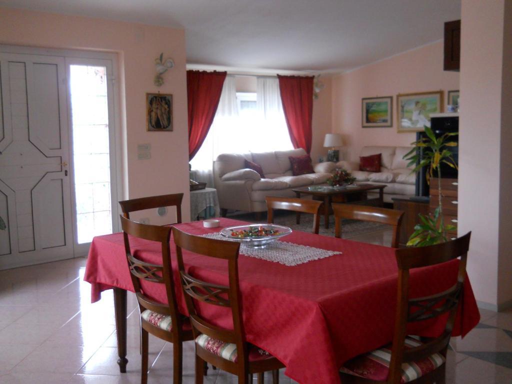 B&B Villa Lena Turi Bagian luar foto